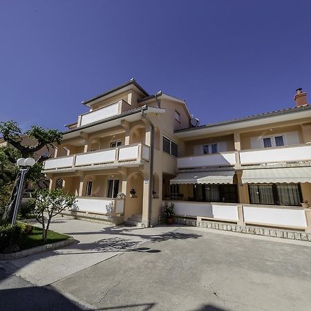 Apartmani Marica Beg Palit Bagian luar foto
