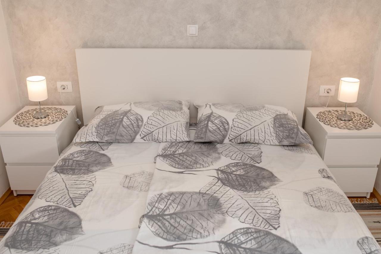 Apartmani Marica Beg Palit Bagian luar foto