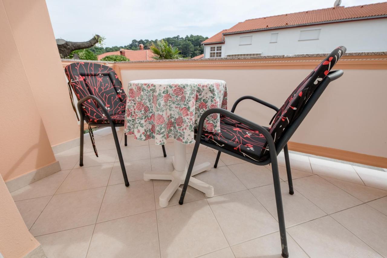 Apartmani Marica Beg Palit Bagian luar foto