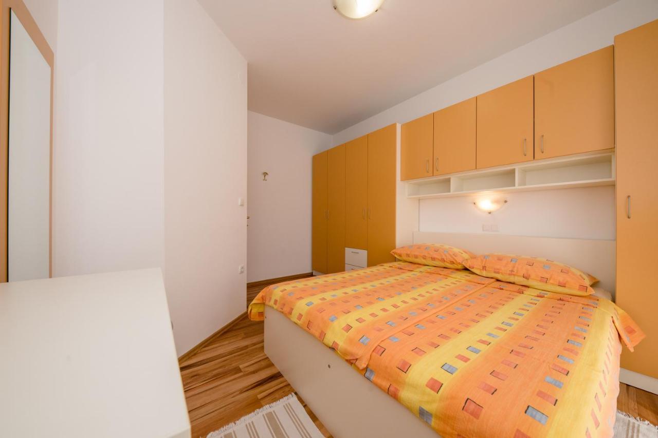 Apartmani Marica Beg Palit Bagian luar foto