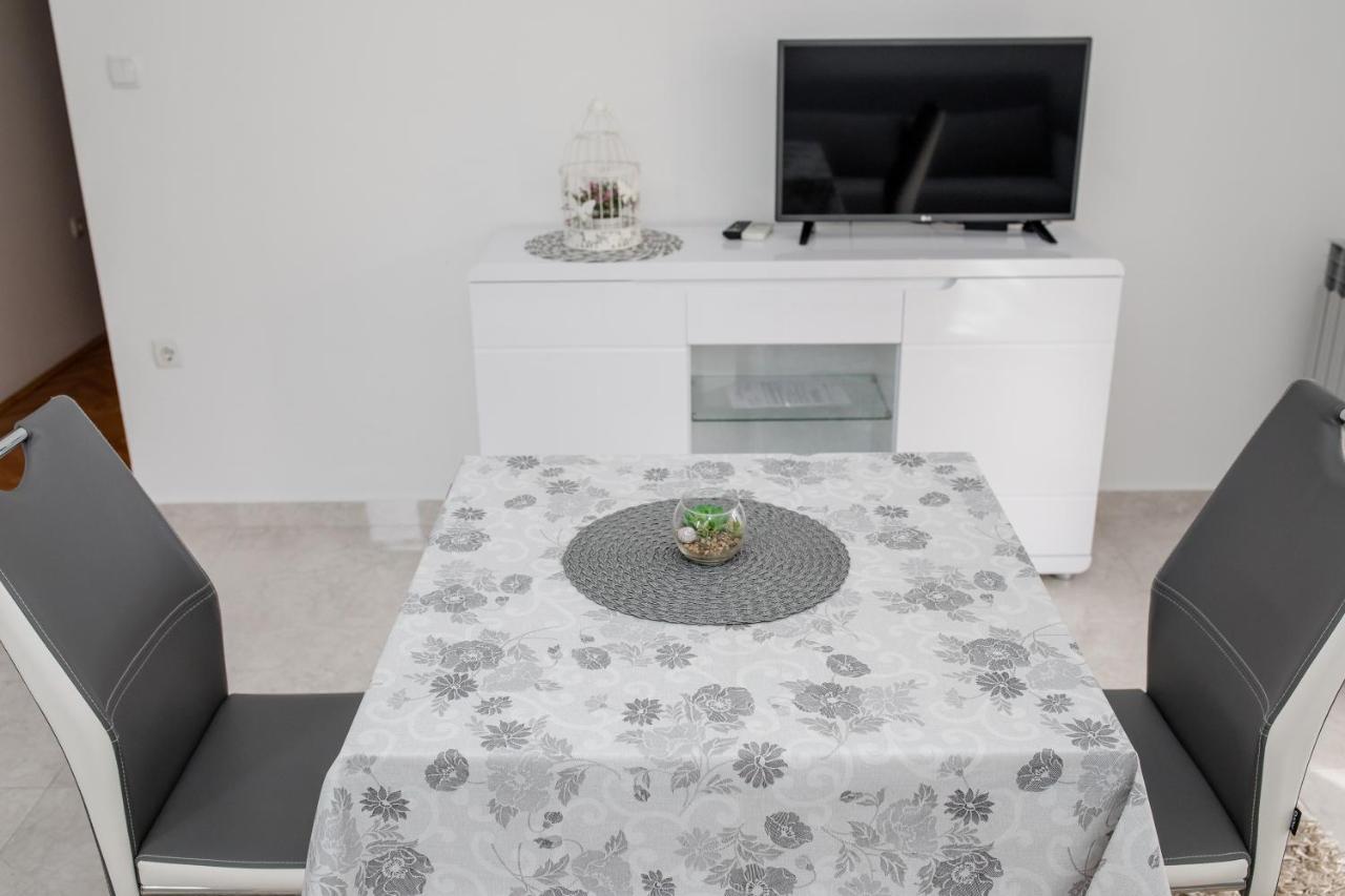Apartmani Marica Beg Palit Bagian luar foto