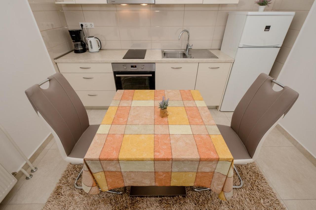 Apartmani Marica Beg Palit Bagian luar foto