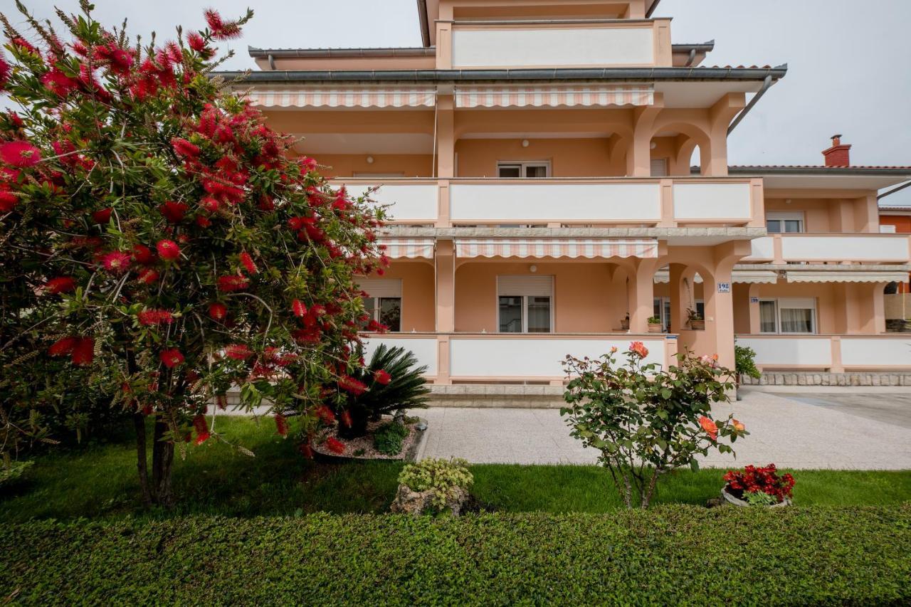 Apartmani Marica Beg Palit Bagian luar foto