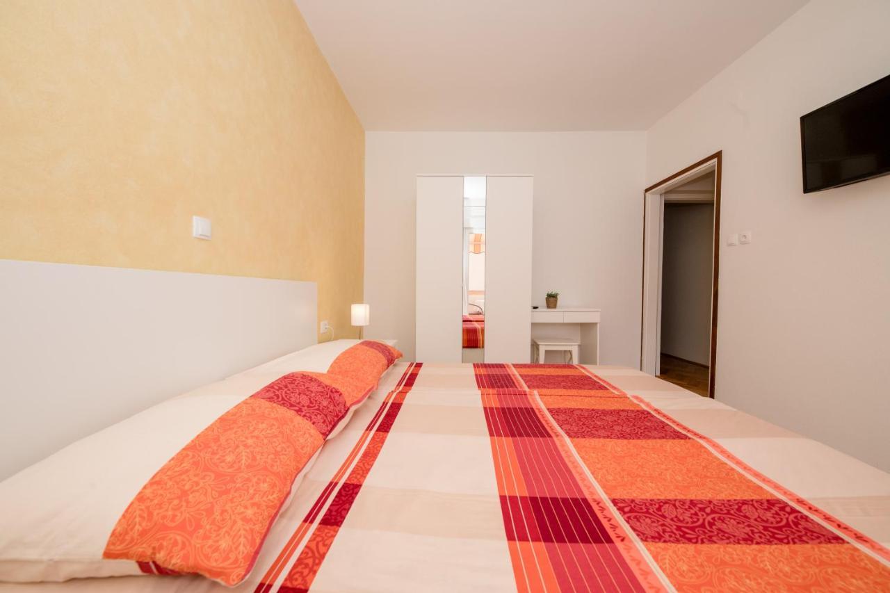 Apartmani Marica Beg Palit Bagian luar foto